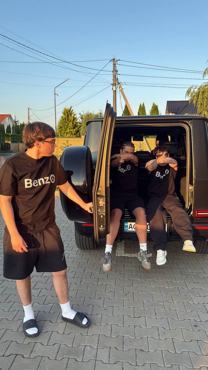 Benzo t-shirt